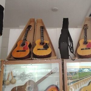 Bandolin, rondador y bombo