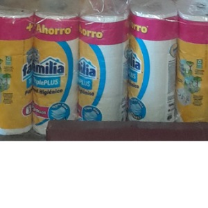 Papel higiénico tripñe plus pacas.