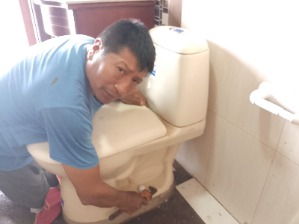 Instalación de Sanitarios y Labavos.