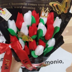 Ramo de rosas artificiales