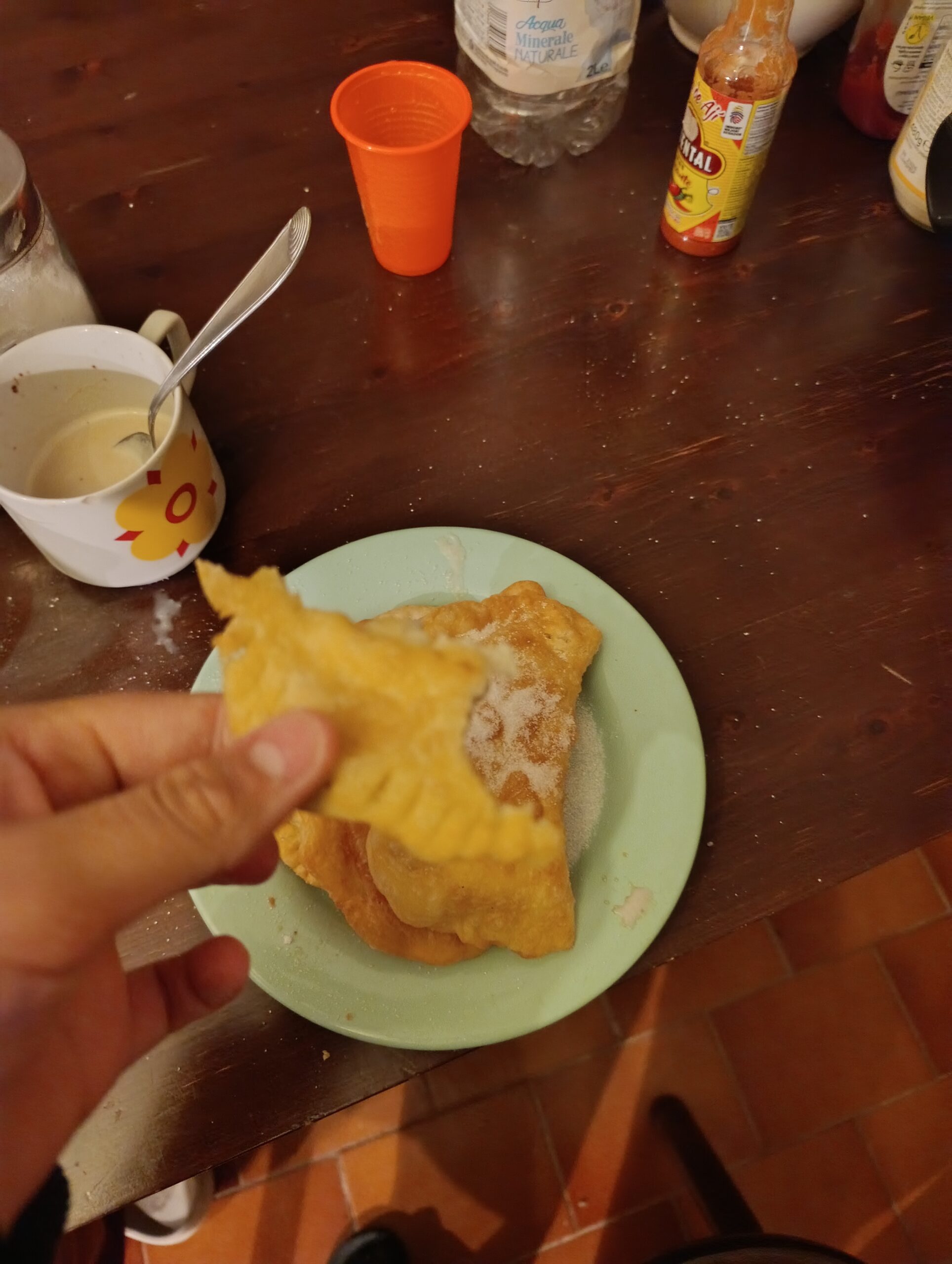 Caldito de gallina criolla .. empanadas - Image 2