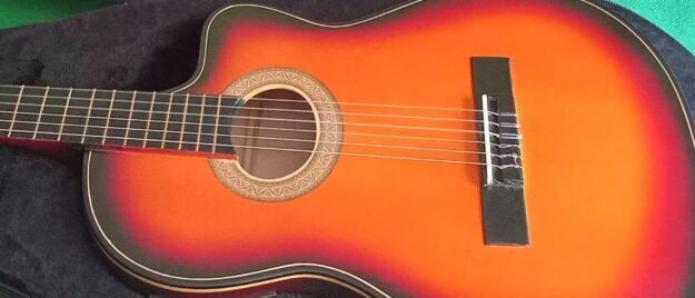 Guitarras acústicas