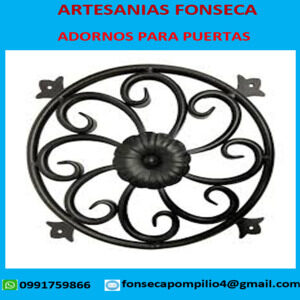 Adornos para puertas